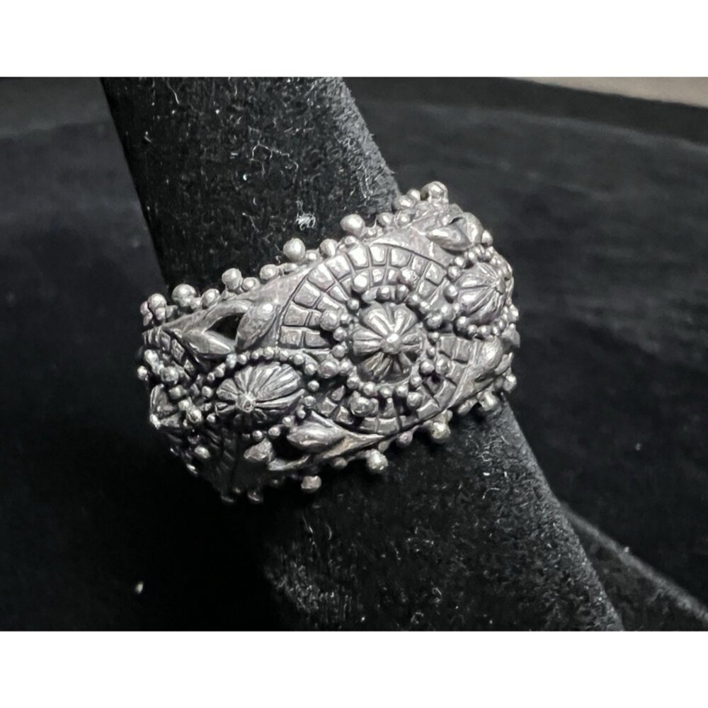 Vintage Sterling Silver Wide Band Intricate Repoussé Concho Ring Size 7